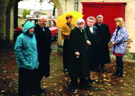 Lionsfreunde bei einem Besuch im Julianenhof
